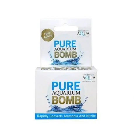 Evolution Aqua PURE BOMB - preparaat, mis muudab vee läbipaistvaks